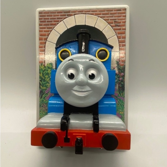 Vintage Thomas The Tank Train Engine 1 Light Switch Cover Home Decor Outlet - Picture 2 of 6